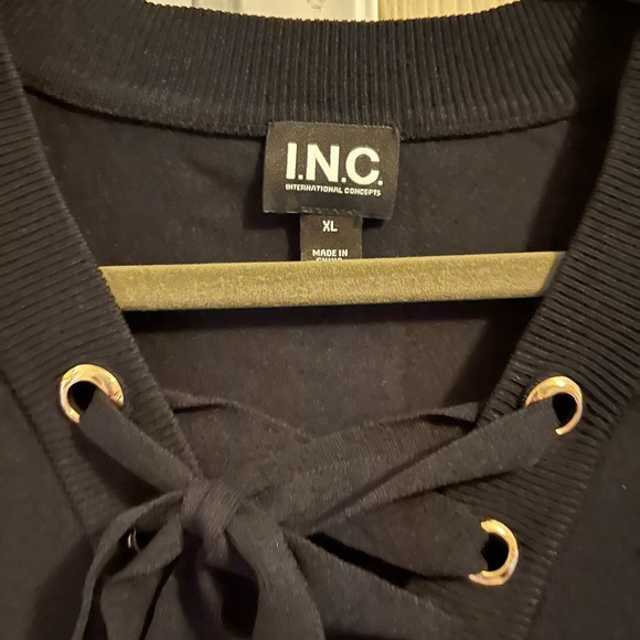 INC women’s top - Picture 3 of 7
